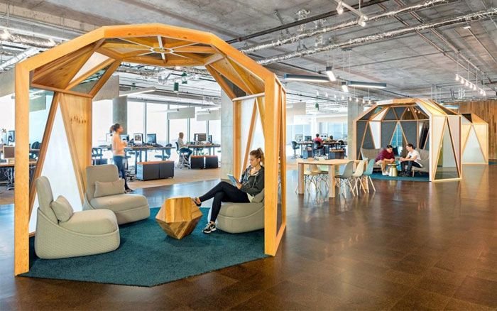 In today's dynamic workspace environment, mastering the art of resolving employee problems is crucial for fostering teamwork, enhancing productivity, and ensuring a harmonious workplace culture.