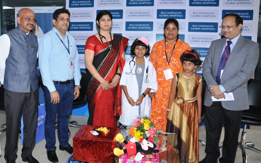 Ten-year old becomes doctor 1 ????????????????????????????????????