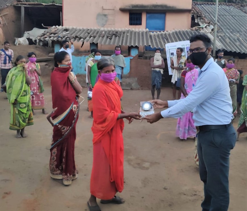 CSR: Vedanta distributes solar equipment for energy conservation in community at Lanjigarh, Odisha 1 India CSR