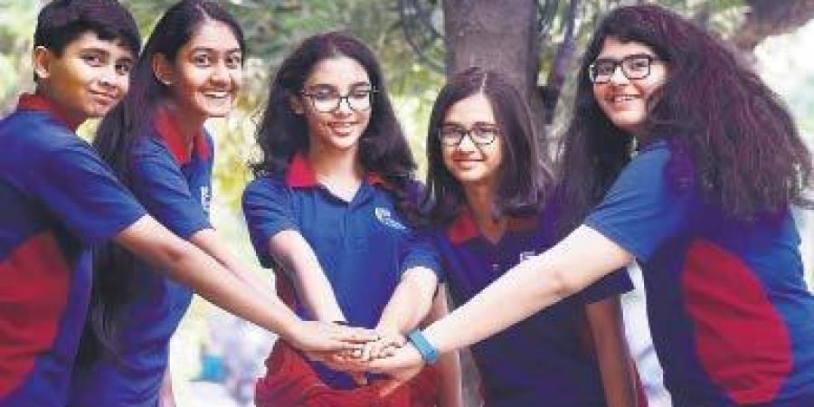 Yathaarth Murthy, Mishti Kewalramani, Maitrii Patel, Ira Bhruguwar and Annika Saha (Left to Right)