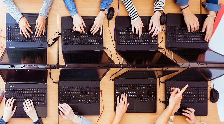 How to Excel in Online Courses: Here are some handy tips 1 India CSR
