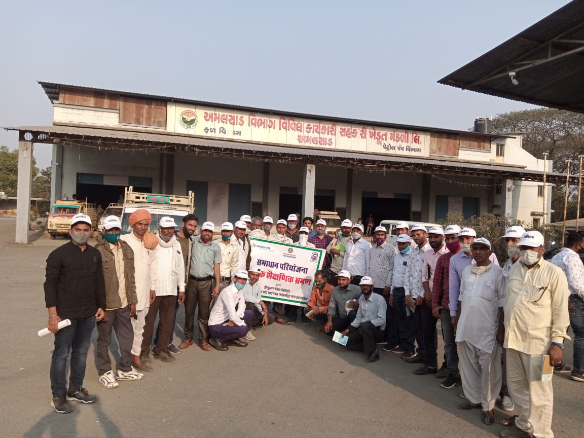 CSR: Farmers associated with Hindustan Zinc’s Samadhan Project visits Gujarat Farmer Producer Organizations 1 India CSR