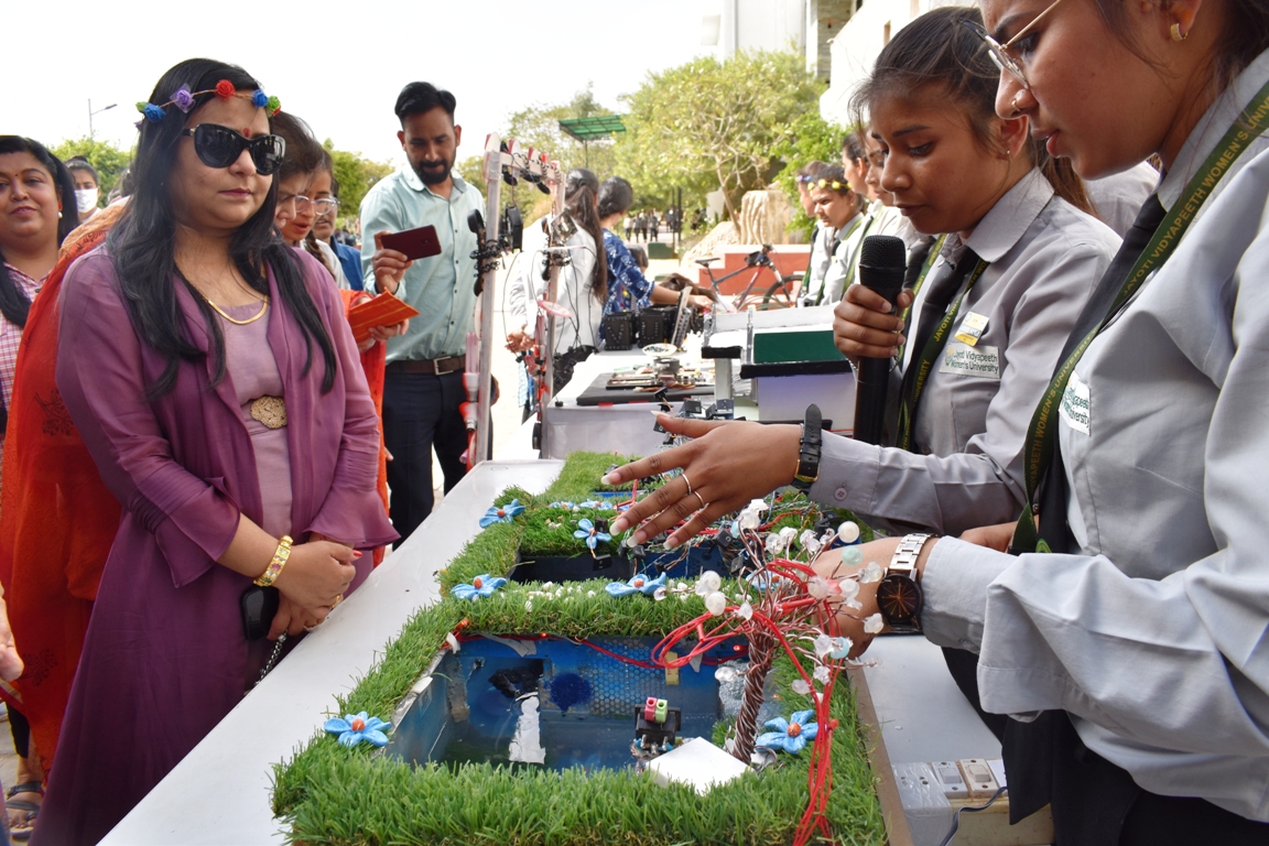 Jayoti Vidyapeeth Women’s University Jaipur symbol of woman-hood and Women Power 1 India CSR