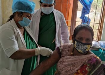 CSR: Ambuja Cement Foundation helps over 75000 people receive COVID-19 vaccination in 1900 villages of 10 states