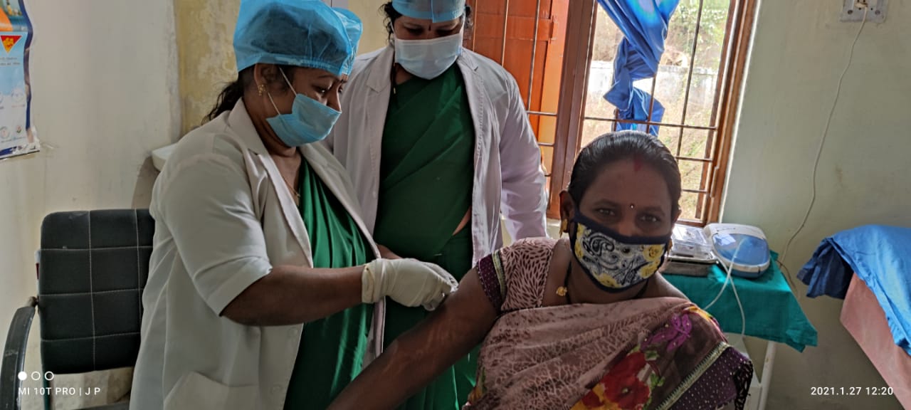 CSR: Ambuja Cement Foundation helps over 75000 people receive COVID-19 vaccination in 1900 villages of 10 states 1 India CSR