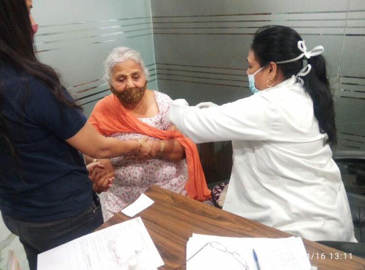CSR and Covid-19 Signature Global provides Covid-19 Vaccine within their premises CSR in India