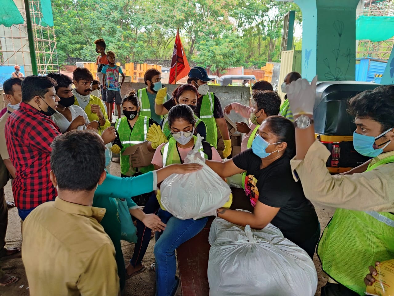 A Tech Boost in the Battle Against Hunger: Khaana Chahiye launches WhatsApp Helpline 1 India CSR