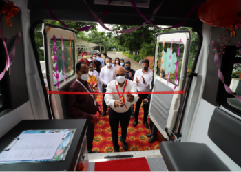 CSR: Mobile Health Unit Supported by Fujitsu Brings Free Medical Services to Pune’s Elderly in Need 2 CSR: Mobile Health Unit Supported by Fujitsu Brings Free Medical Services to Pune’s Elderly in Need