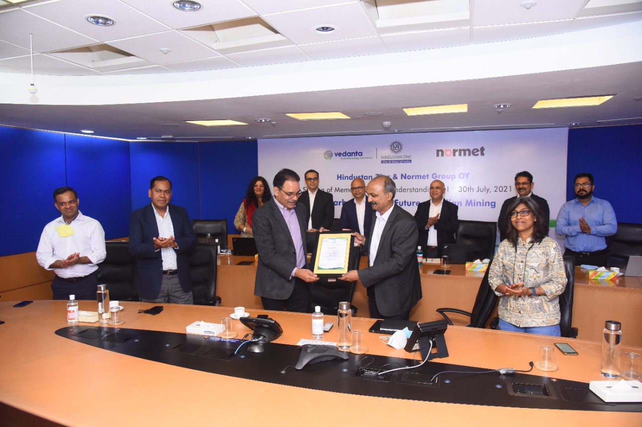 Hindustan Zinc to introduce utility electric vehicles (EV) in underground mines 1 India CSR