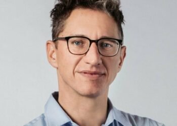 We should rethink our economic system, says Martin Wesian founder of HELIOZ