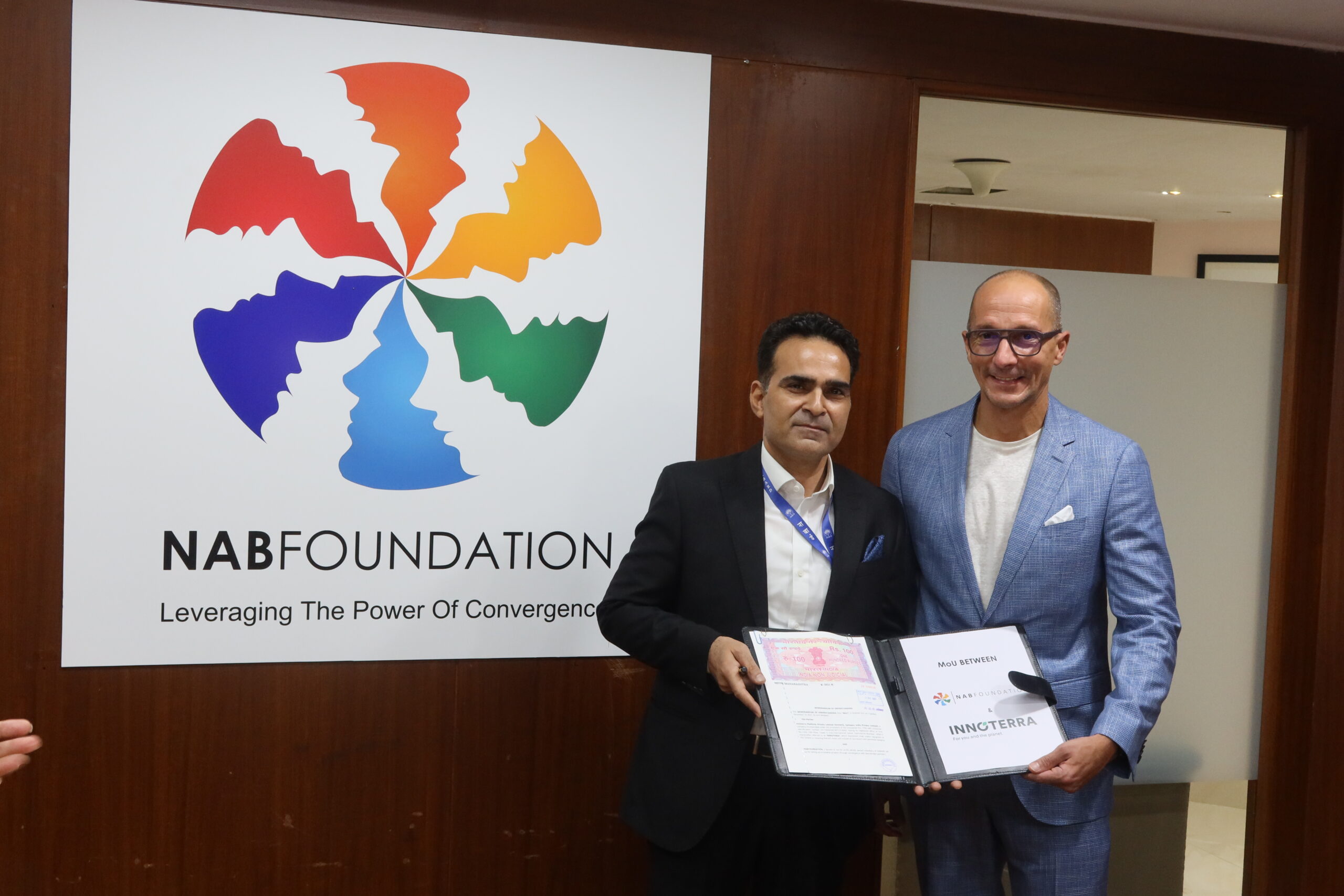 NABARD Foundation joins forces with Innoterra to provide platform services to 100,000 farmers over the next two years 1 NABARD Foundation joins forces with Innoterra to provide platform services to 100,000 farmers over the next two years