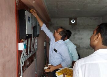 Better Understanding of the Function of an Inverter