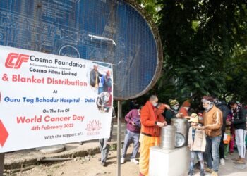 CSR: Cosmo Foundation distributes Blankets and served ready-to-eat food to Cancer patients