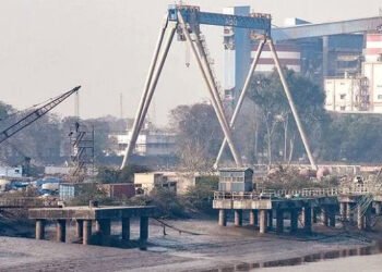 ED raids premises linked to ABG Shipyard in Rs 22,800 cr money laundering case