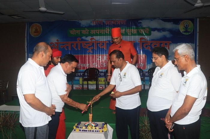 CSR: Jindal Steel & Power Observes 8th International Day of Yoga 1 India CSR