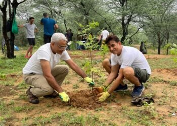 CSR Aravali Plantation Drive by Onlygood, Increasing the green cover by 750 samplings - India CSR