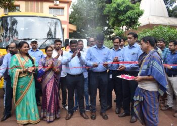 CSR: JSP launches Mobile Cold Drinking Water and School Bus Services at Kasia Iron Mine Region