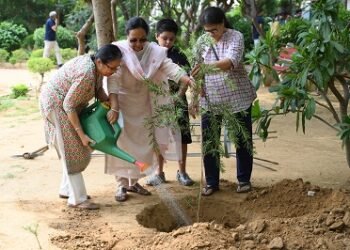 50 residents came together to save environment in DLF City