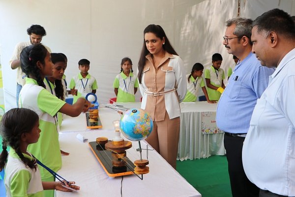 CSR: Science on Wheels - M3M Foundation's effort to give practical experience for children of Gurgaon Govt. schools