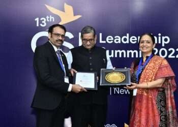 Dr. Shalini Rajneesh Honoured with the India CSR Award for Transformative Work with Akanksha
