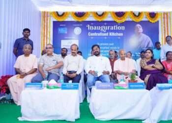 CSR: Kakinada Centralized Kitchen Brings Nutritious Meals to Underprivileged Students with Solar Power and Collaboration