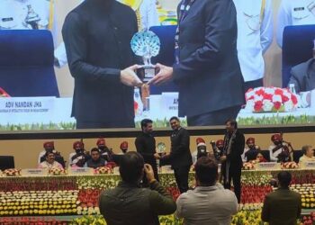 Ravi Bhatnagar honored with Indian Achievers Award for Contributions in Sports and Social Change