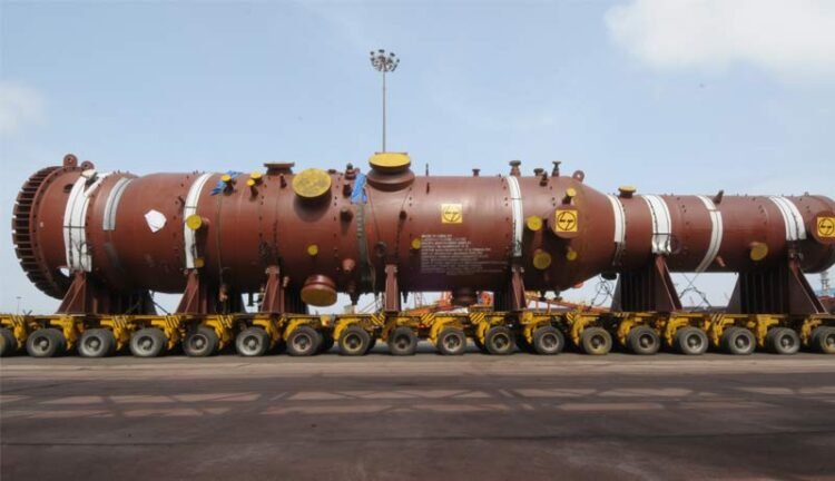 <strong>Energy Outlook in India: A Focus on Coal Gasification</strong> 1 Gasifier Pressure Vessels. Photo: L&T Heavy Engineering