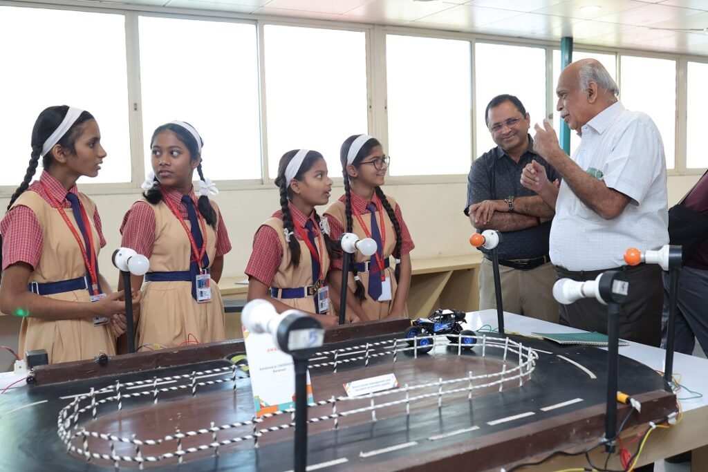 CSR: WPP Foundation Hosts First Tinkerthon for Young Innovators 2 India CSR
