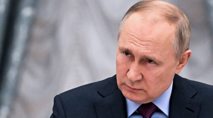Arrest warrants issued for Putin and Russian official for war crimes in Ukraine 1 International Criminal Court (ICC) has issued an arrest warrant for Russian President Vladimir Putin and Maria Alekseyevna Lvova-Belova
