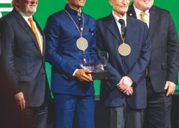 नवीन जिन्दल को यूनिवर्सिटी ऑफ टेक्सास एट डेलास से लाइफटाइम एचीवमेंट अवार्ड