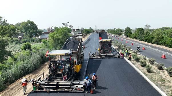What is Bituminous Concrete? Uses, Functions and Examples with Pictures 2 India CSR