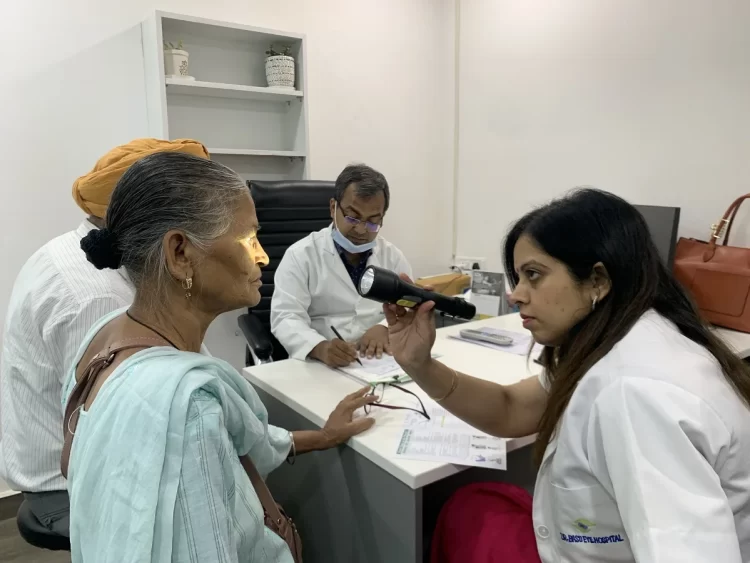 CSR: Dr Basu Eye Hospital's Medical Camp Benefits Over 150 with Eye Issues