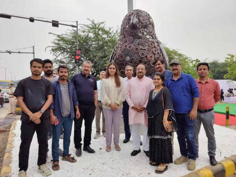The Hyphen Sparrow sculpture Gurugram khushboo chowk