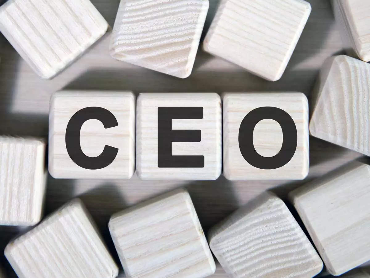 A Comparative Analysis of Salary Trends in TCS, Infosys and Other Major IT Firms 1 CEO