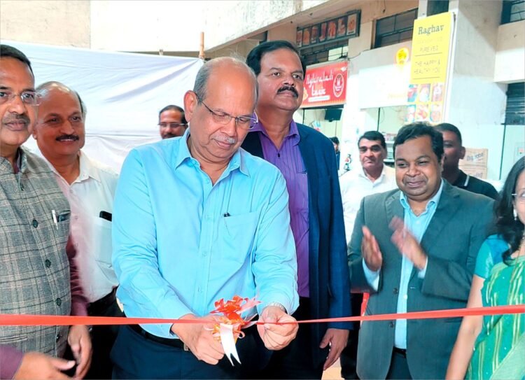 Multi-brand repair center, a boon for electronic device owners, inaugurated by Satish Magar, Chairman and Managing Director of Magarpatta City
