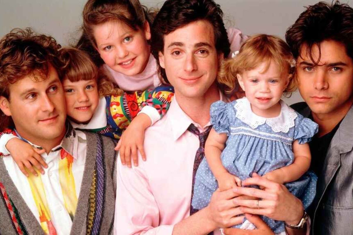 John Stamos' Rollercoaster Journey from Reluctance to Acceptance in 'Full House