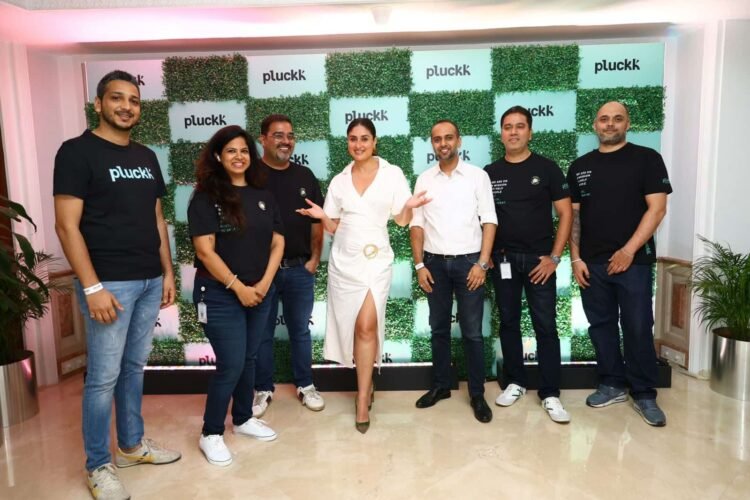 Starlit Harvest: Kareena Kapoor Khan Joins Pluckk in a Fresh Venture 1 Starlit Harvest: Kareena Kapoor Khan Joins Pluckk in a Fresh Venture