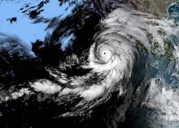 Hurricane Hilary did not make landfall in the United States, so there were no widespread school cancellations.