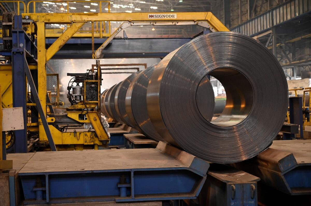 India's Green Hydrogen Revolution: Pioneering Low-Carbon Steel Production