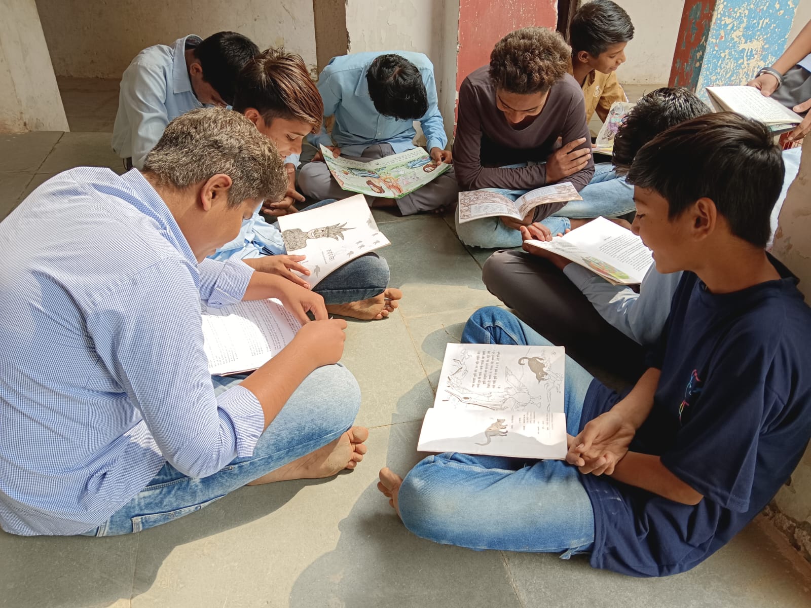 सीएसआर(CSR): जिंक के शिक्षा संबंल कार्यक्रम के तहत् दीवाली अवकाश में शिक्षण शिविर आयोजित 1 हिन्दुस्तान जिंक