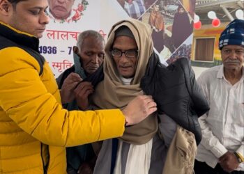 CSR: M3M Foundation Spreads Joy on Late Shri Lal Chand Bansal's Birthday, Distributes Warm Clothes to 600 people