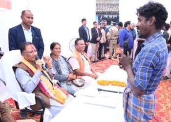 विशेष पिछड़ी जनजातियों का विकास इसके लिए बजट प्रावधान का मुख्य उद्देश्य छत्तीसगढ़ में रहने वाली बिरहोर, पहाड़ी कोरवा, बैगा, कमार, और अबूझमाड़िया जैसी विशेष पिछड़ी जनजातियों को बुनियादी सुविधाओं जैसे पक्के घर, पेयजल आदि का लाभ पहुँचाना है।