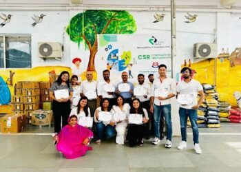 CSR: RupeeRedee Joins Forces with Earth Saviours Foundation for Rs.15 Lakh Medical and Food Aid