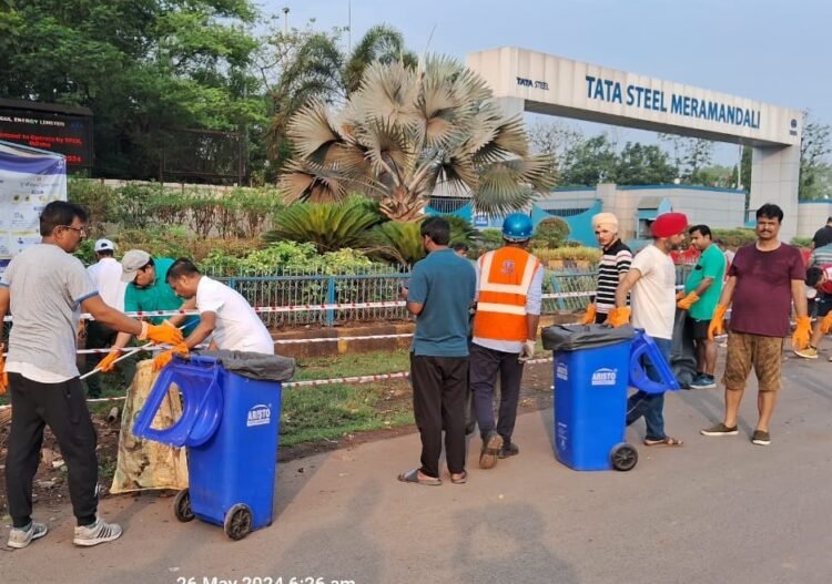 Tata Steel Meramandali Leads Plastic Waste Clean-Up Drive