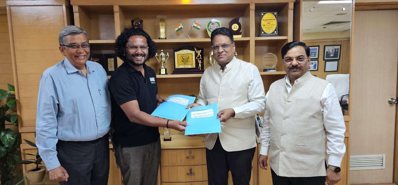 IFFCO & Marut Drones Tie-Up for Drone Spraying Over 5 Lakh Acre Farm Land in AP & Telangana 1 India CSR