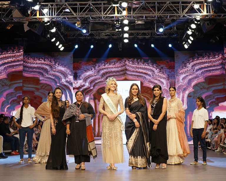 6 Dream Weavers Underprivileged Girls Shine at Times Lifestyle Week 2024 Mentored by Jaipuri Banno and Support from FICCI YFLO Delhi and M3M Foundation