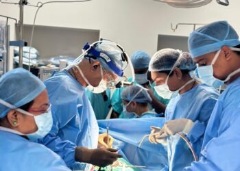 Sri Sathya Sai Sarla Memorial Hospital conducts 45 Free Paediatric Cardiac Surgeries in collaboration with Healing Little Hearts, UK 1 Sri Sathya Sai Sarla Memorial Hospital conducts 45 Free Paediatric Cardiac Surgeries in collaboration with Healing Little Hearts, UK