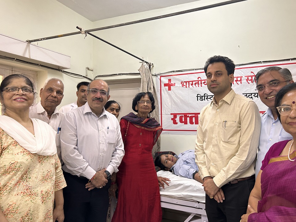 विश्व रक्तदाता दिवस पर हिन्दुस्तान जिंक कर्मियों ने किया 32 यूनिट रक्तदान 1 विश्व रक्तदाता दिवस पर हिन्दुस्तान जिंक कर्मियों ने किया 32 यूनिट रक्तदान
