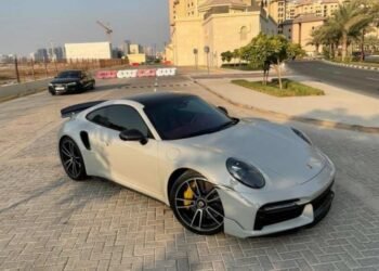 What To Expect When You Rent A Porsche In Dubai