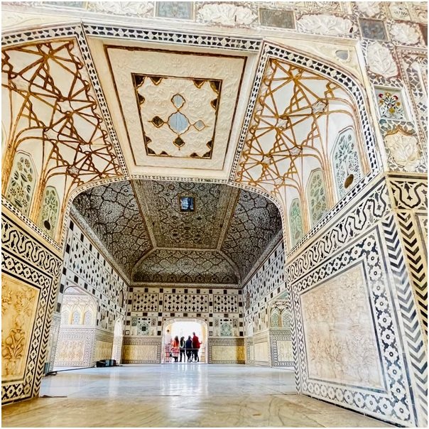A Majestic Journey: Discover Rajasthan with Thrillophilia 2 Amer Fort and Beyond